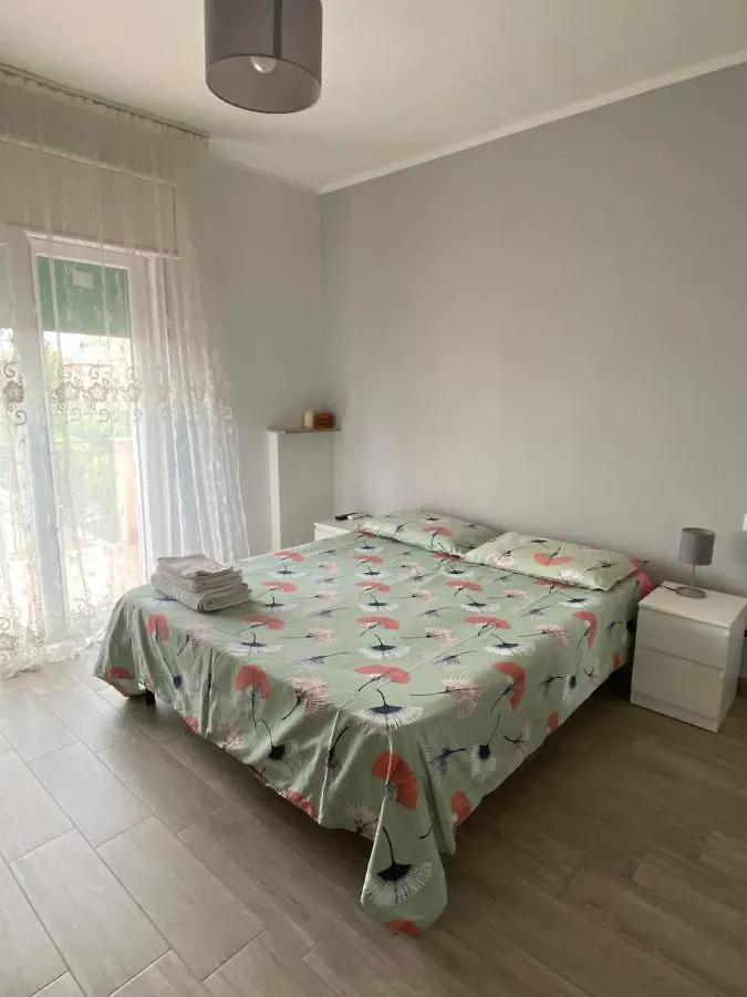 Tres Joli Bed & Breakfast Rome 0*,